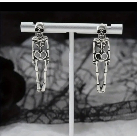 Skeleton Earrings - Picture 1 of 4
